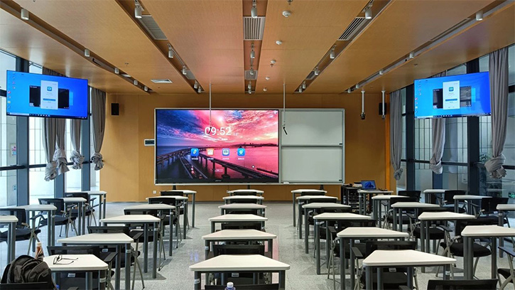led顯示屏十大品牌雷曼光電成功入選智慧教育產(chǎn)品和服務(wù)供應(yīng)商名錄