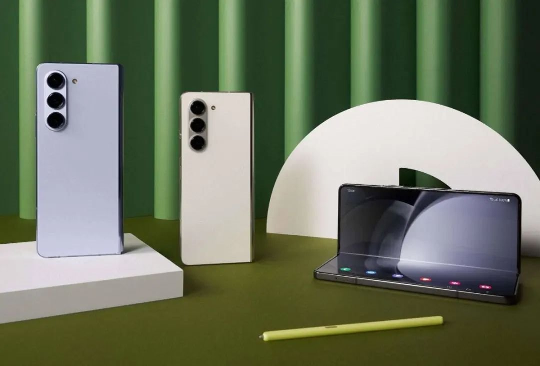 三星第五代折疊手機Galaxy Z Fold5 / Z Flip5正式發布