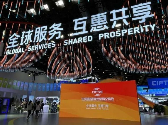 led顯示屏十大品牌利亞德驚艷亮相中國國際服務(wù)貿(mào)易交易會