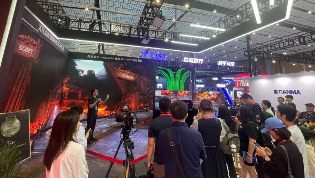 體驗“光顯”精彩,洲明三大亮點打造2023世界顯示產(chǎn)業(yè)大會火爆展位