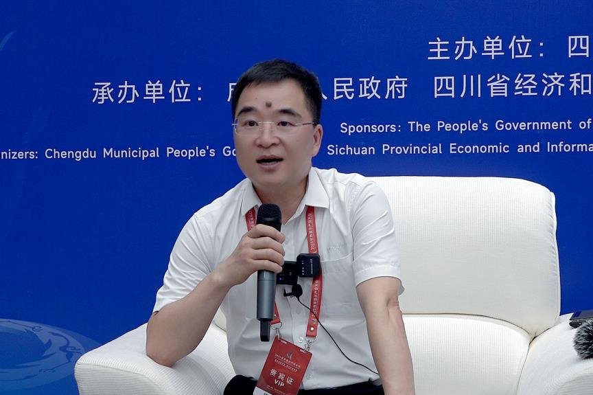 洲明集團袁道仁:LED企業不僅要“內外”兼顧,更要“軟硬”皆備