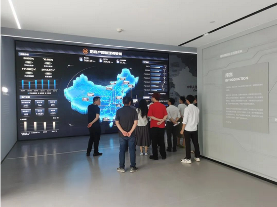 Screenshot 2023-12-25 at 10-21-38 「創意 數字化」呈現展覽展示新場景，雷曼光電展廳案例集錦.png