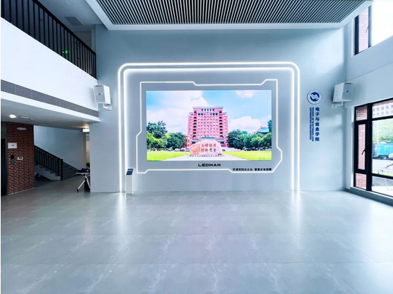 Screenshot 2023-12-25 at 10-21-30 「創意 數字化」呈現展覽展示新場景，雷曼光電展廳案例集錦.png
