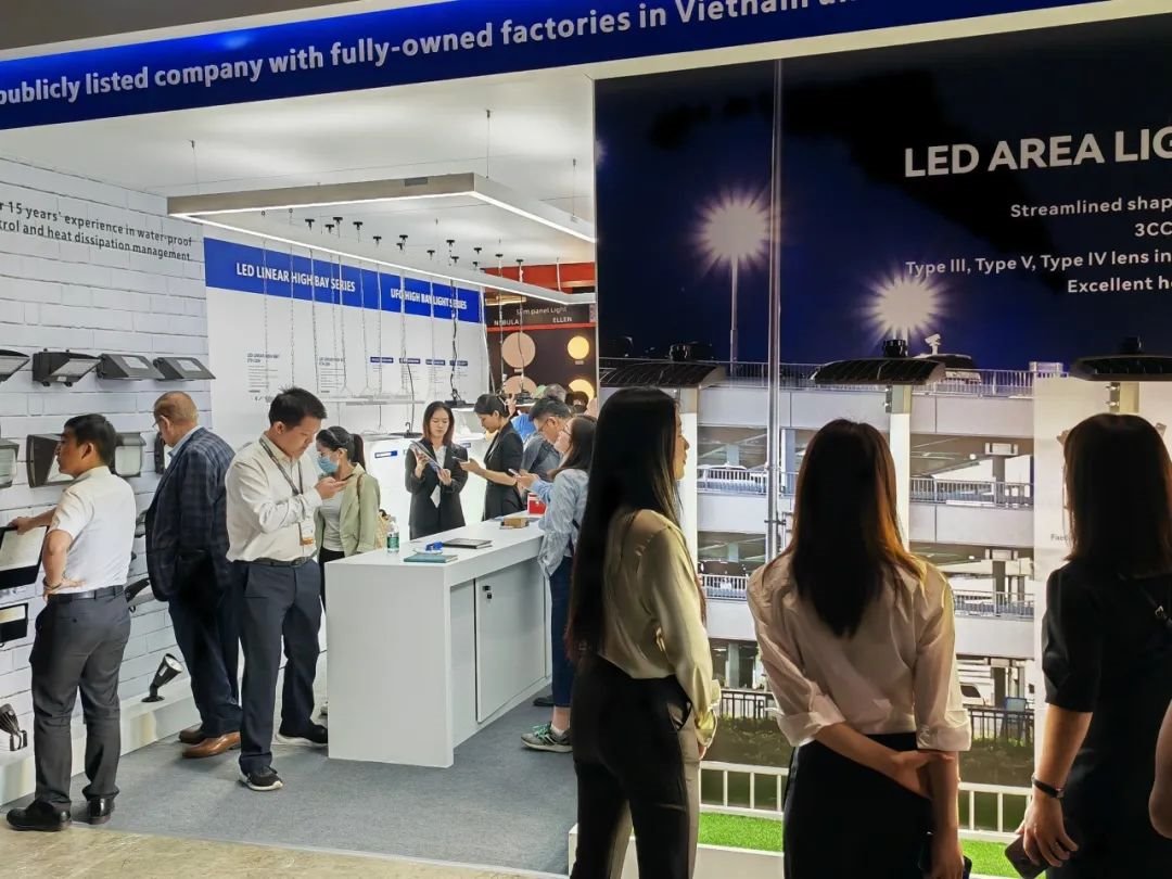 led顯示屏十大品牌之一入住2024香港國(guó)際春燈展