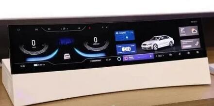 京東方與明基聯手：MOBIUZ EX321UX 重塑電競顯示新高峰