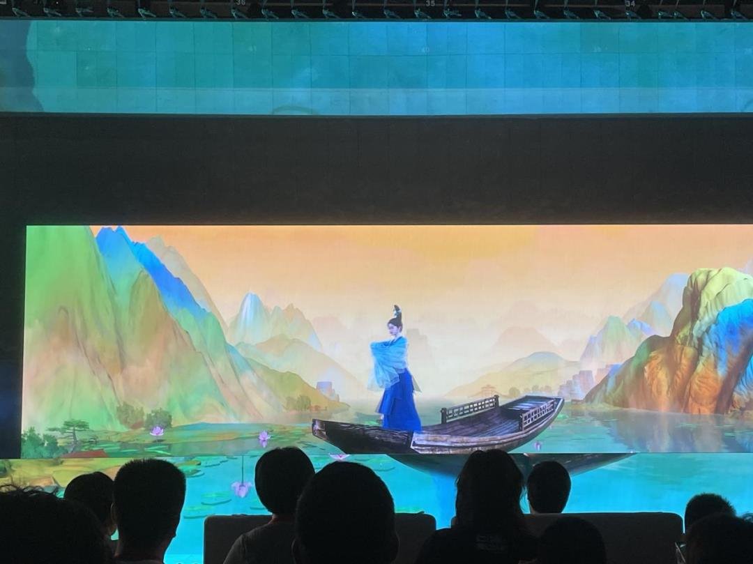 人民網旗下AI展演中心開館 洲明光顯構筑“夢幻靈境”