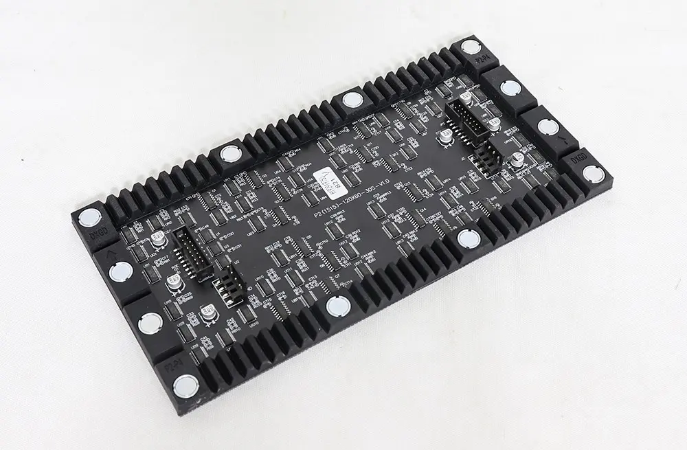 p2240x12019122 中國(guó) LED 顯示屏制造商 EagerLED