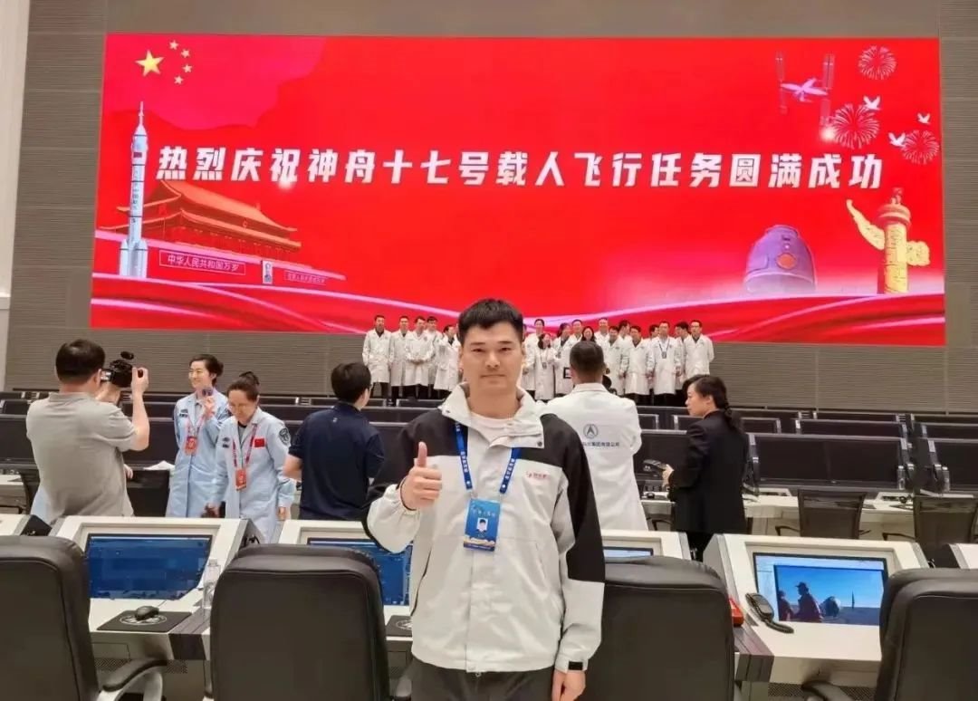 再探蒼穹 | 神舟十九號發射圓滿成功,中國航天又見大紅屏!